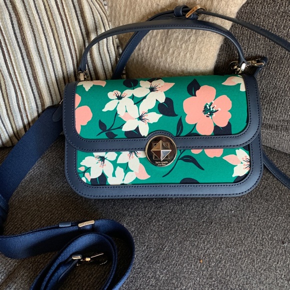 Authentic KATE SPADE Leather/Floral canvas turnlock flap Crosby/Sarchel 2 straps - Picture 5 of 13